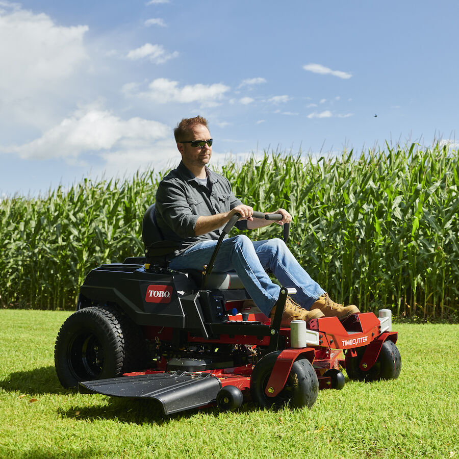 60 in. (152 cm) TimeCutter® Zero Turn Mower