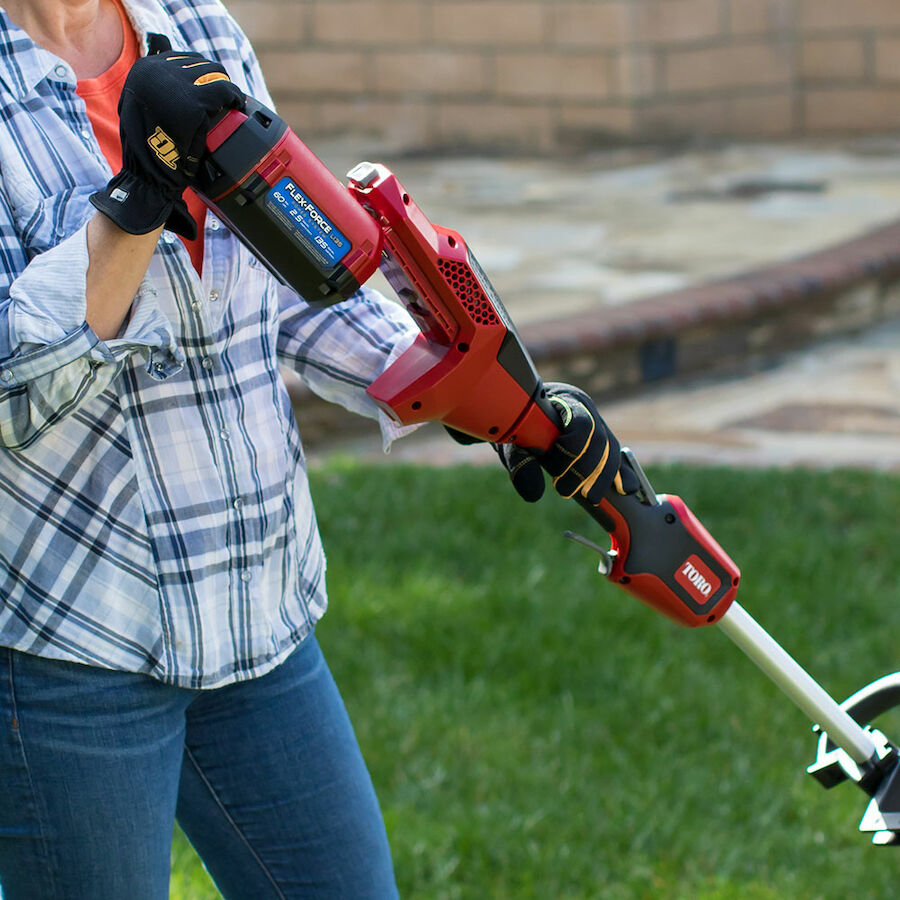 60V MAX* 14 in. (35.5 cm) / 16 in. (40.6 cm) Brushless String Trimmer with 2.5Ah Battery