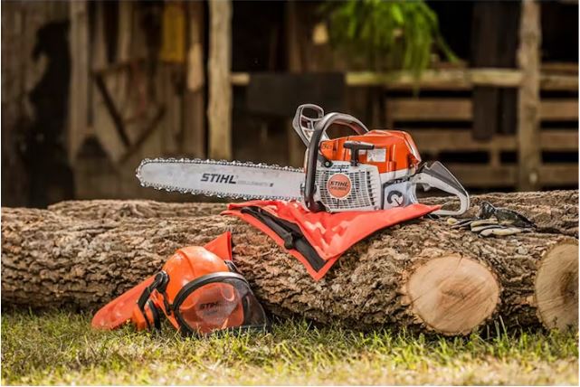 STIHL MS 362 C-M with M-Tronic Engine Management Technology