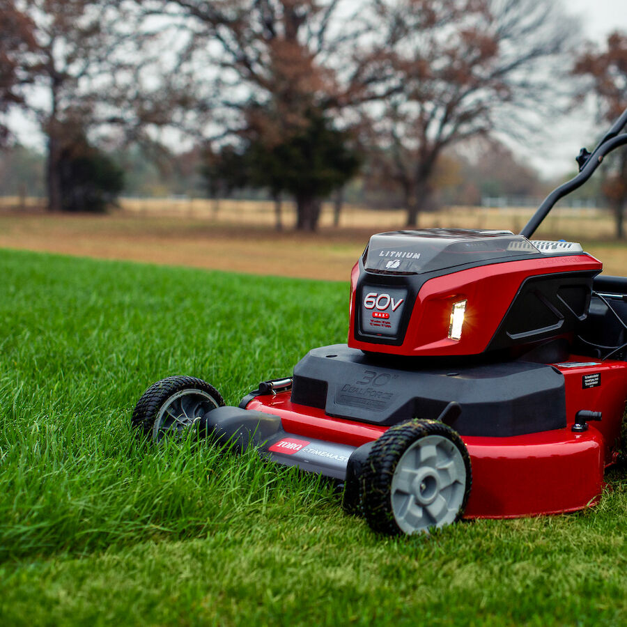 60V MAX* 30 in. (76 cm) eTimeMaster™ Personal Pace Auto-Drive™ Lawn Mower w/ 10Ah + 5Ah + 2.5Ah Batteries