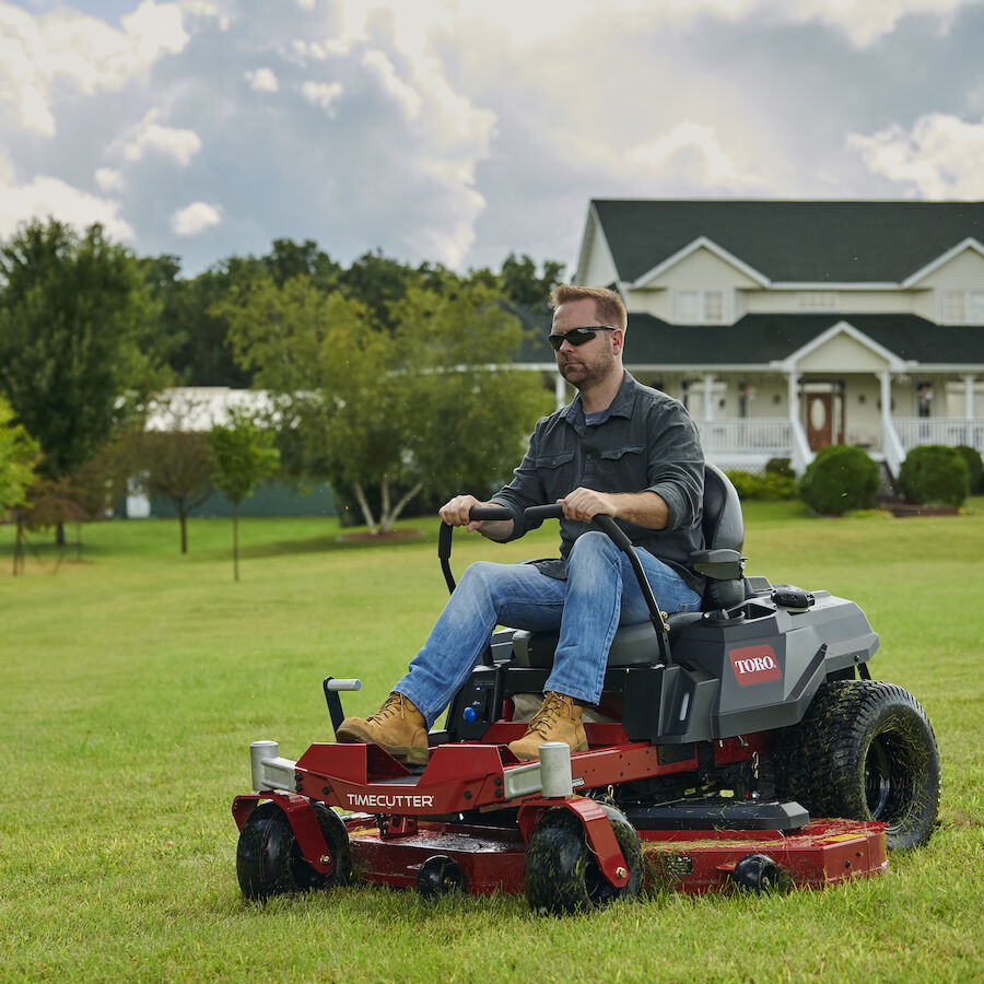 60 in. (152 cm) TimeCutter® Zero Turn Mower