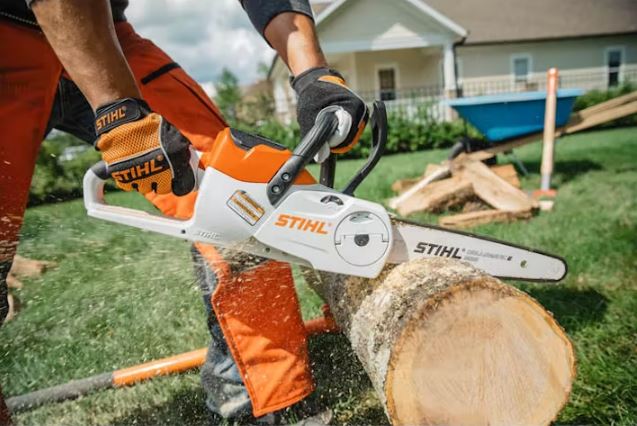 STIHL MSA 120 C-BQ | Cordless Chainsaw