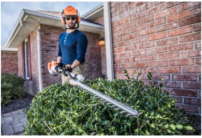 HL 94 K 145 Degree Range | Gas Powered Hedge Trimmer